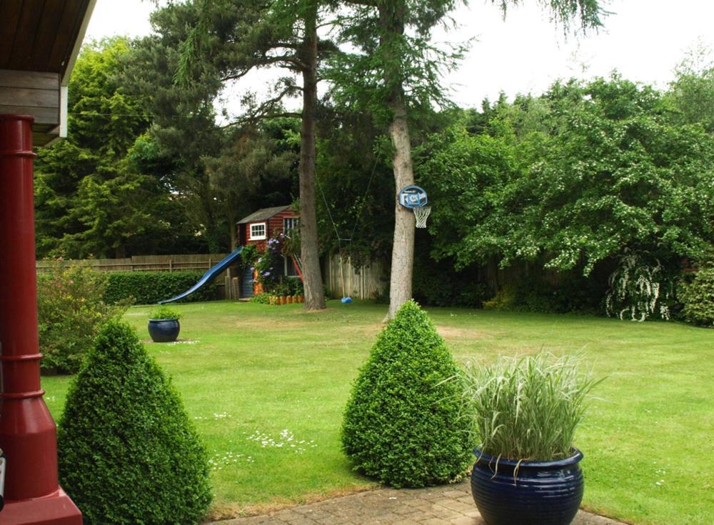 Surlingham Lodge Garden Cottage In Rspb Village Near 노리치 외부 사진