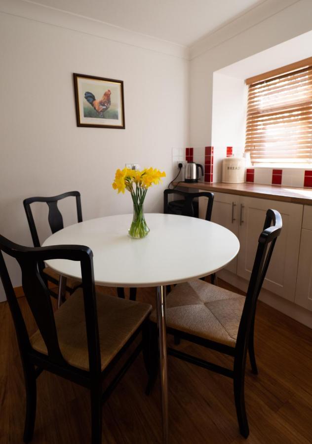 Surlingham Lodge Garden Cottage In Rspb Village Near 노리치 외부 사진