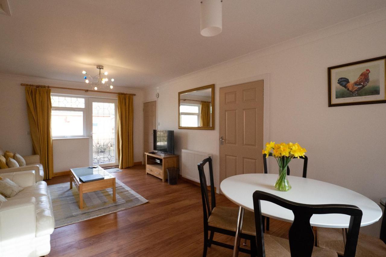 Surlingham Lodge Garden Cottage In Rspb Village Near 노리치 외부 사진